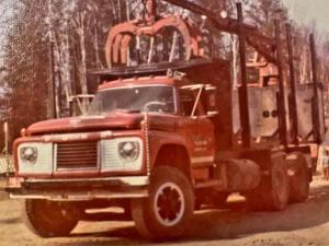 log truck 1960jpg